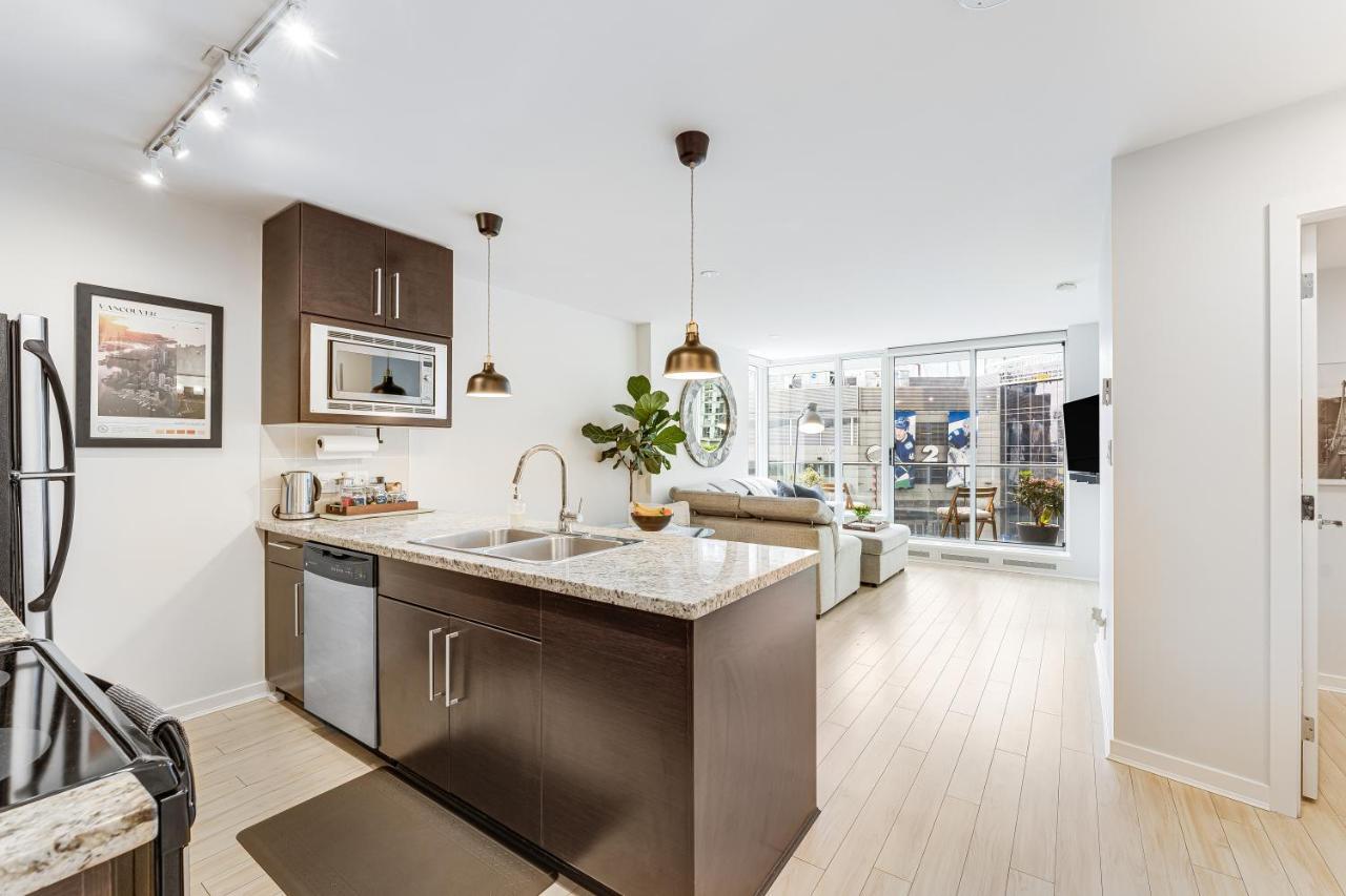Heart Of Downtown 1 Bd Entire Condo - Pool, Gym, Parking, Office, Ac Ванкувър Екстериор снимка