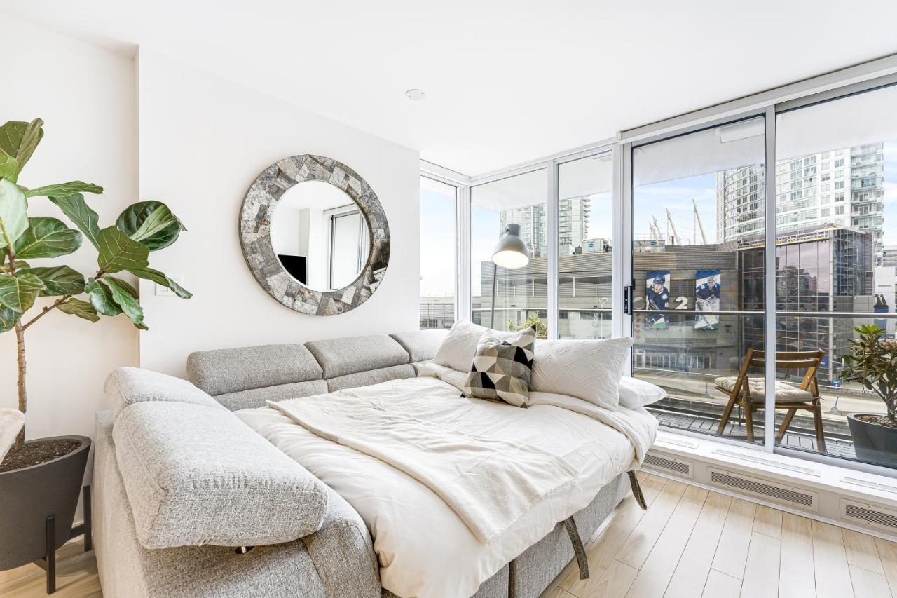 Heart Of Downtown 1 Bd Entire Condo - Pool, Gym, Parking, Office, Ac Ванкувър Екстериор снимка